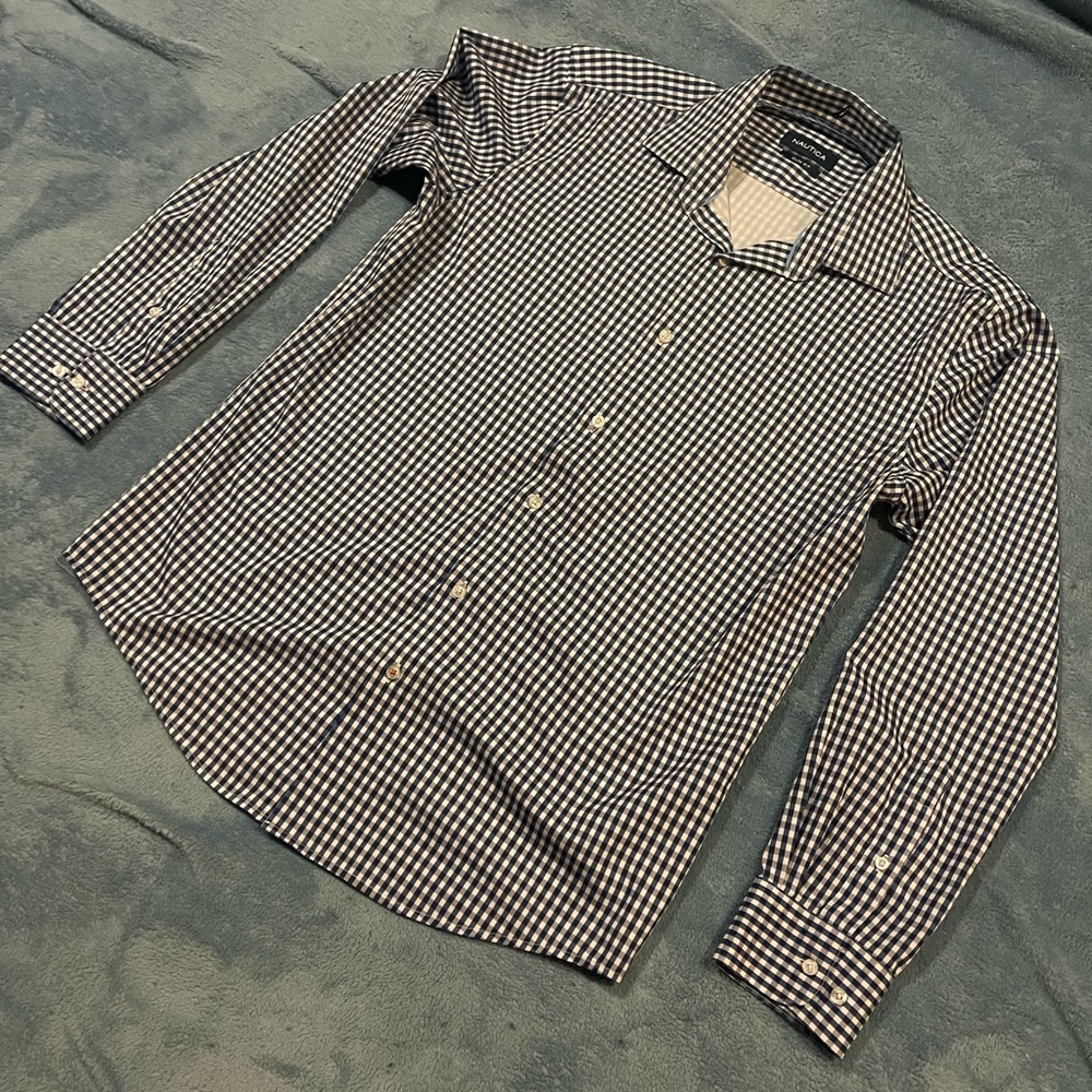 Nautica Men's Navy and White Plaid Shirt Size: 15-15 1/2 | 32/33